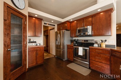 1115 Golden Wave Dr-18