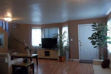 329 Martin St, Klamath Falls, OR 97601 - photo 3