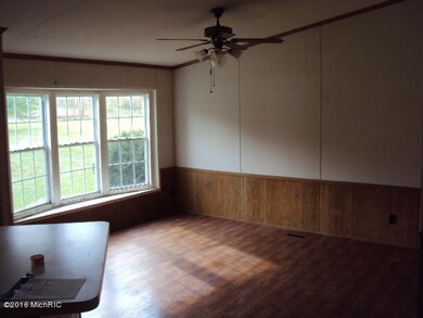 4177 W Olive Branch Rd, Three Oaks, MI 49128 - photo 5