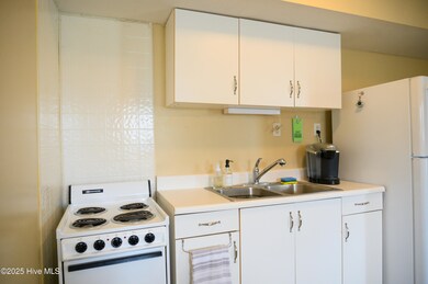 201 Henderson Blvd unit 1, Atlantic Beach, NC 28512 - photo 6