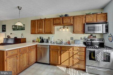 unlisted-address, Harrisburg, PA 17111 - photo 3