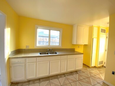 37867 Palm Vista Ave, Palmdale, CA 93550 - photo 6