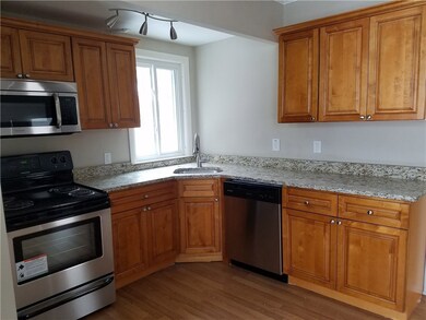 44 Warwick Rd unit 2, Pawtucket, RI 02861 - photo 3