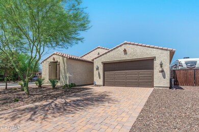 18628 W Mackenzie Dr, Goodyear, AZ 85395 - photo 2