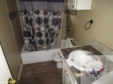 4024 Wood St, Texarkana, TX 75503 - photo 7