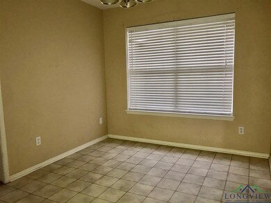 1617 Emily Ln, Kilgore, TX 75662 - photo 5