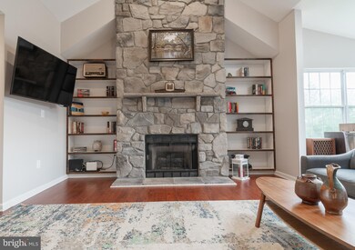 1165 Marthas Ct E, Knoxville, MD 21758 - photo 7