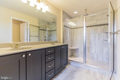 14825 Buckingham Ct, Swan Point, MD 20645 - photo 6