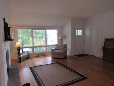 55 Longview Dr, Cranston, RI 02920 - photo 3