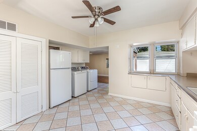 4228 W 100th St, Oak Lawn, IL 60453 - photo 6