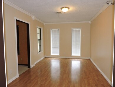 1518 Hursh Ave, Wichita Falls, TX 76302 - photo 3