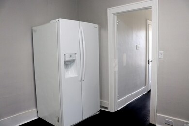 kitchen refrigerator