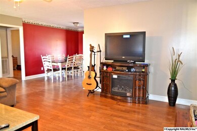 27777 Gretta Cir, Ardmore, AL 35739 - photo 4