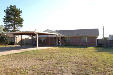 2 N Eastland Dr, Duncan, OK 73533 - photo 2