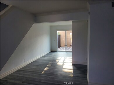 10654 White Oak Dr, Riverside, CA 92505 - photo 7