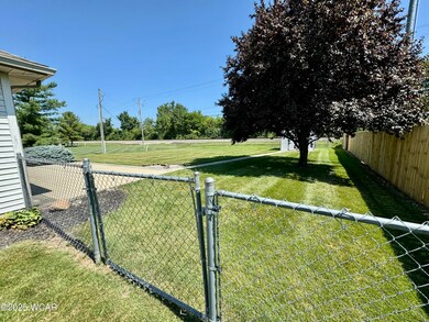 4736 Amaryllis St, Lima, OH 45807 - photo 3