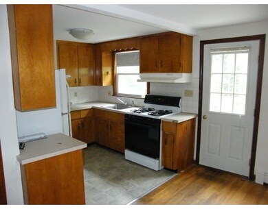 50 Walnut St unit 2, Natick, MA 01760 - photo 2