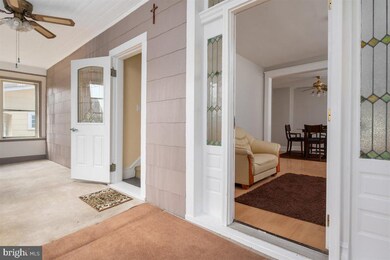 5704 Fair Oaks Ave, Baltimore, MD 21214 - photo 6