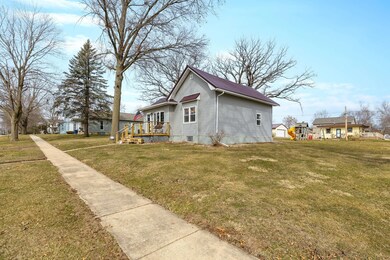 320_E8thSt_2