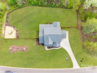 1079 Sage Pine Cir, Clover, SC 29710 - photo 2