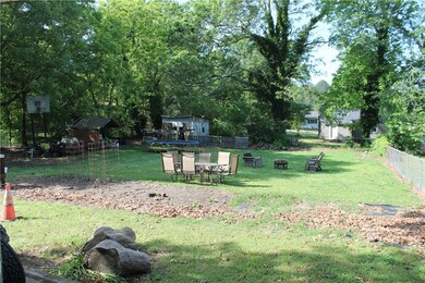 305 W Jackson St, Iva, SC 29655 - photo 4