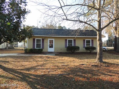 228 Lakewood Dr, Jacksonville, NC 28546 - photo 3