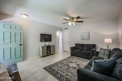 C76E3627-69BF-4816-87B6-766AF576603B