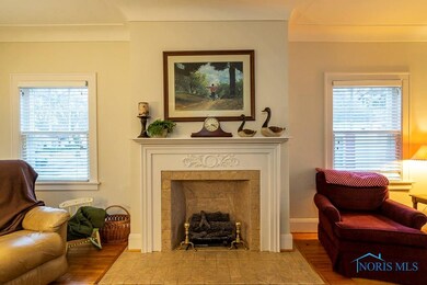 2146 Mansfield Rd, Toledo, OH 43613 - photo 5