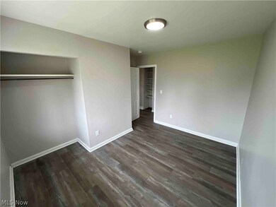 4219 Meadow Ln, Lorain, OH 44055 - photo 7