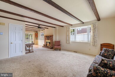 157 Popodickon Dr unit 91, Boyertown, PA 19512 - photo 3