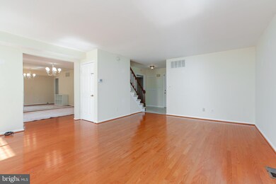 511 Chatterton Rd, Lutherville Timonium, MD 21093 - photo 7