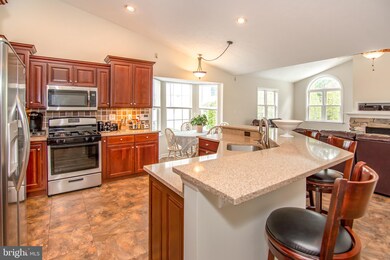 8040 Ashville Ct, Severn, MD 21144 - photo 3