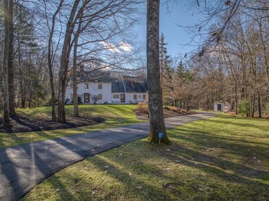 13 Country Farm Rd, Stratham, NH 03885 - photo 2