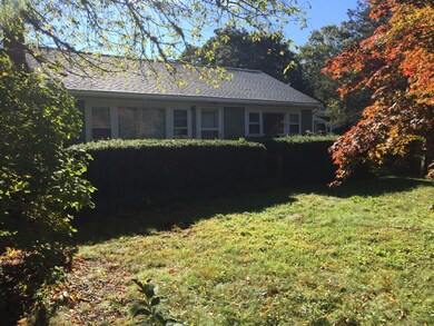 10 Elliot Ave, Oak Bluffs, MA 02568 - photo 5