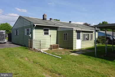 3420 Westview Cir, Greencastle, PA 17225 - photo 2