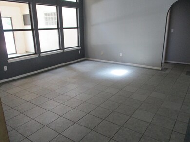 405 Jeweled Desert Dr, Horizon City, TX 79928 - photo 4