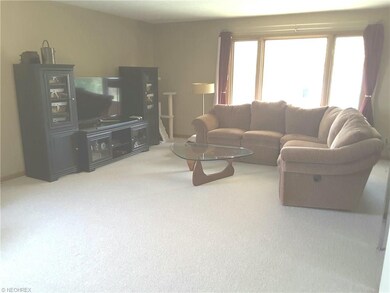 UPSTAIRS SUPER-SIZED LIVING ROOM. BONUS AREA AROUN