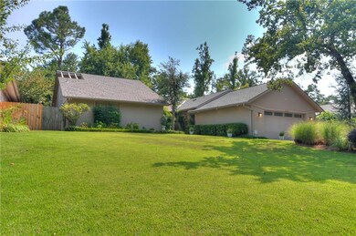 A nicely sized front yard for playing, meeting up 
