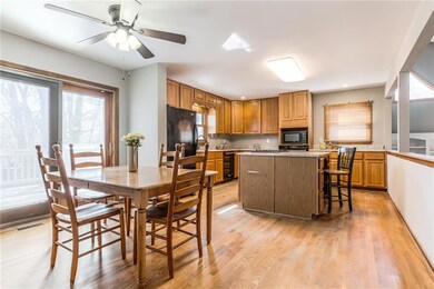 6107 Mullen Rd, Shawnee, KS 66216 - photo 4