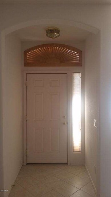 02 Pretty Entry