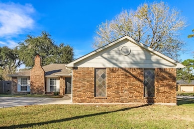 3010 Twinleaf Dr, League City, TX 77573 - photo 3