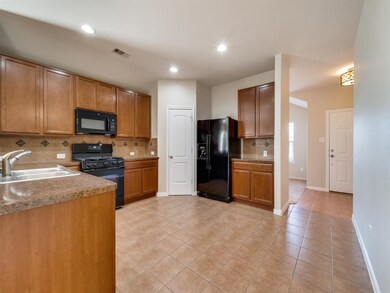 28614 Lockeridge Farms Dr, Spring, TX 77386 - photo 7