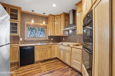 1510 N 4th St, Grand Forks, ND 58203 - photo 7