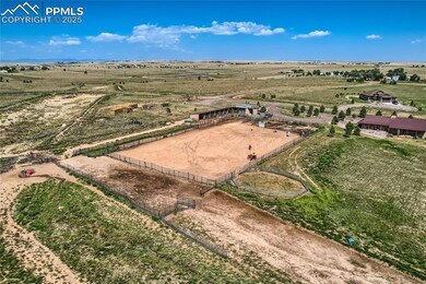 COMMUNITY BARN, ARENA & STALLS.