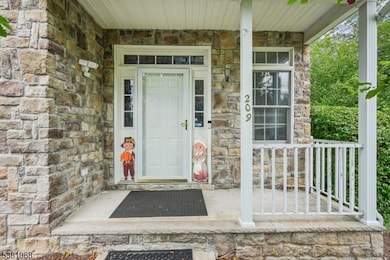 209 Raymound Blvd, Parsippany, NJ 07054 - photo 3