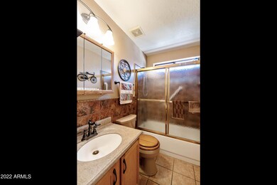 2nd Bathroom