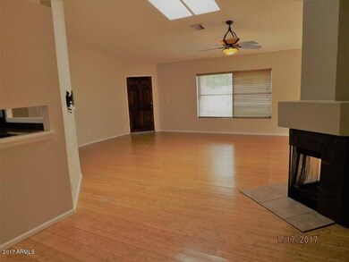 2729 W Gila Ln, Chandler, AZ 85224 - photo 6