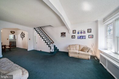 215 W Albemarle Ave, Lansdowne, PA 19050 - photo 6