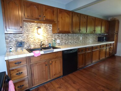 1239 Northridge Rd, Columbus, OH 43224 - photo 4