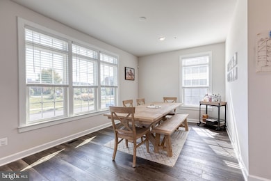 10911 Beckenham St, Middle River, MD 21220 - photo 4